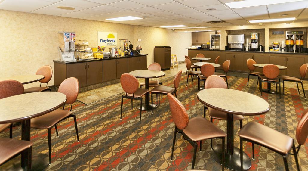 Days Inn By Wyndham Duluth Lakewalk מראה חיצוני תמונה